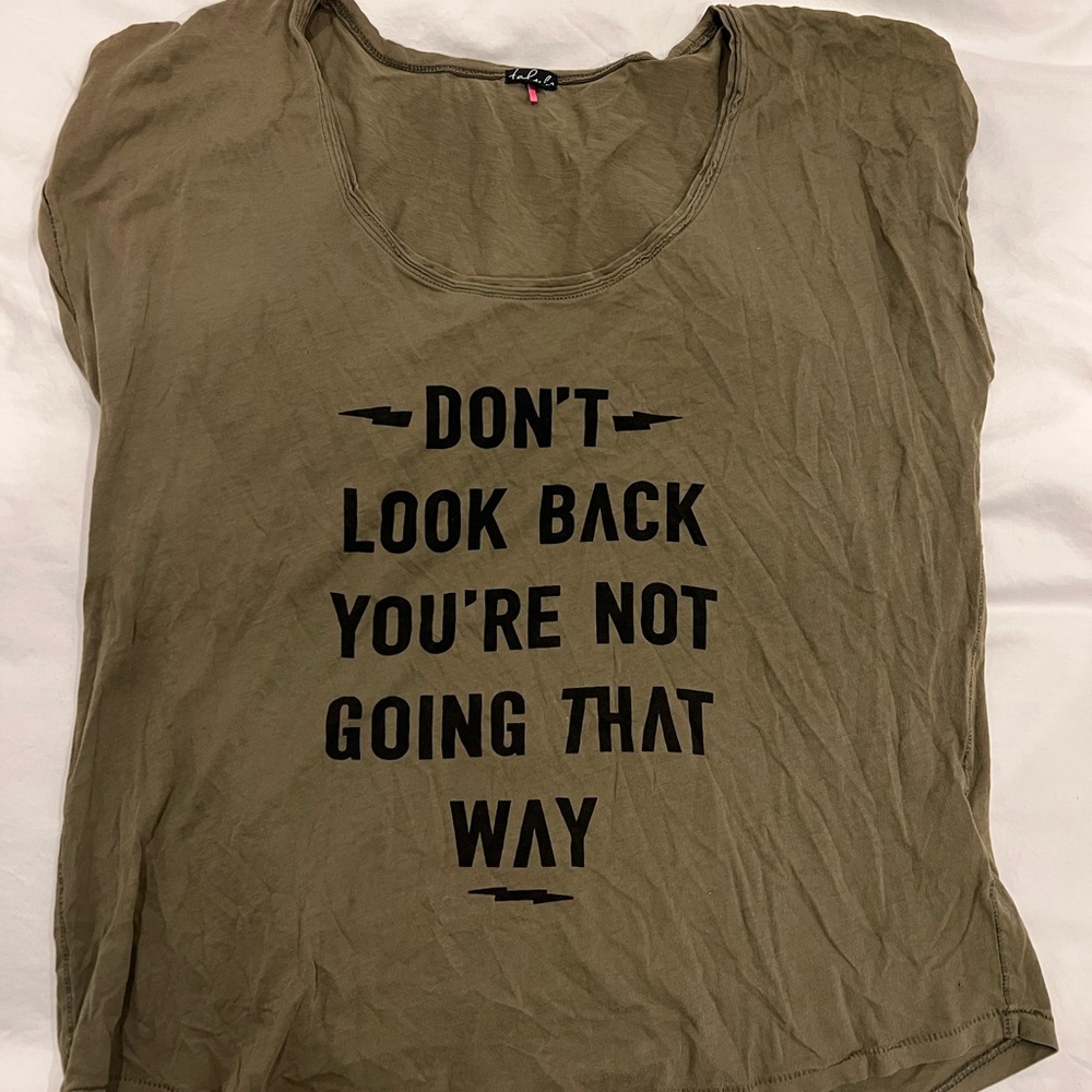 Aritzia graphic tshirt